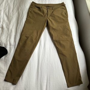 Lululemon ABC Warpstreme pants 34x32 brown